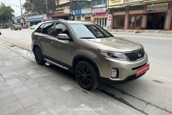 Kia Sorento Signature Dầu 2014