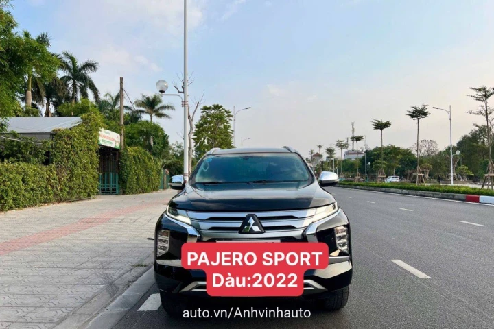 Mitsubishi Pajero 2022