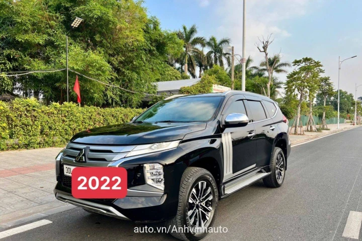 Mitsubishi Pajero 2022