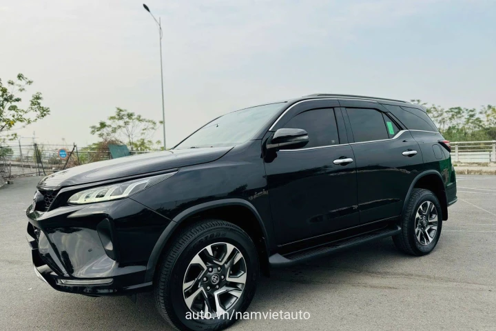 Toyota Fortuner 2022