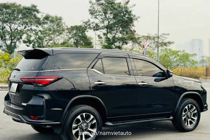 Toyota Fortuner 2022