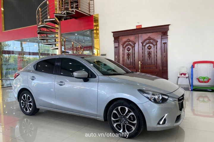 Mazda 2 2018