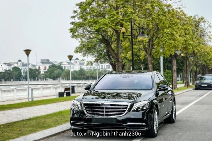 Mercedes-Benz S-Class 2020