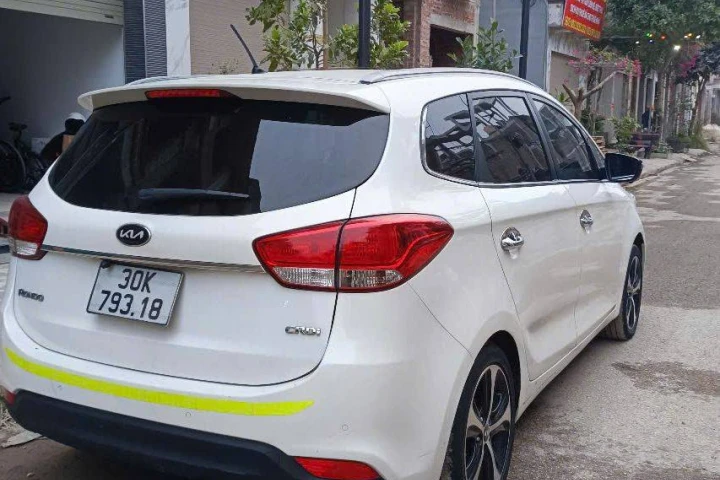 Kia Rondo 2016