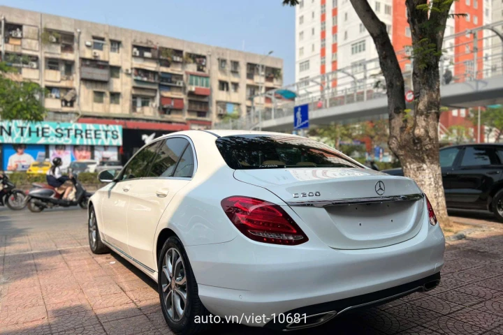 Mercedes-Benz C-Class 2016