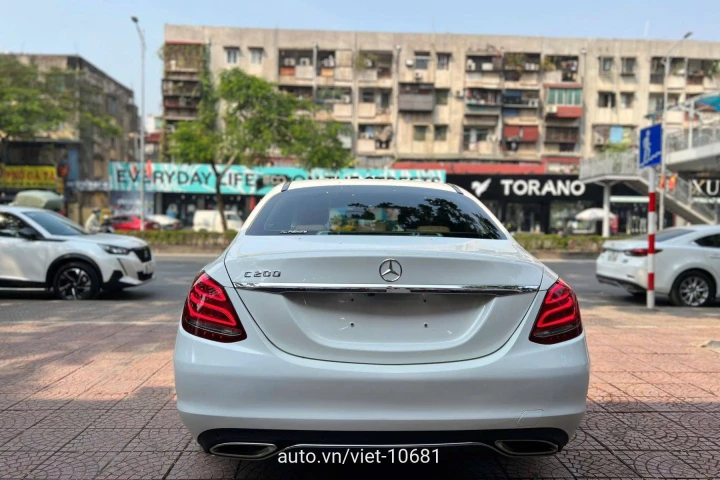 Mercedes-Benz C-Class 2016