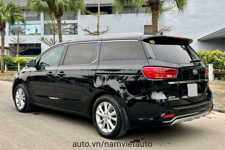 Kia Sedona 2018