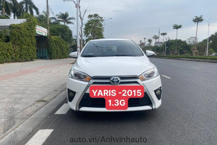 Toyota Yaris 2015