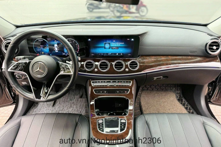 Mercedes-Benz E-Class 2021