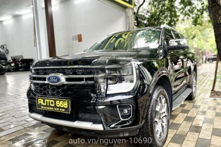 Ford Everest Titanium 2023