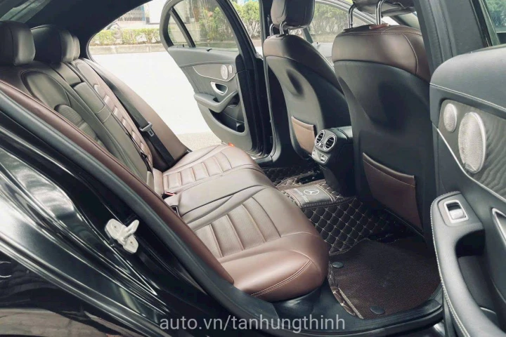 Mercedes-Benz C-Class 2015