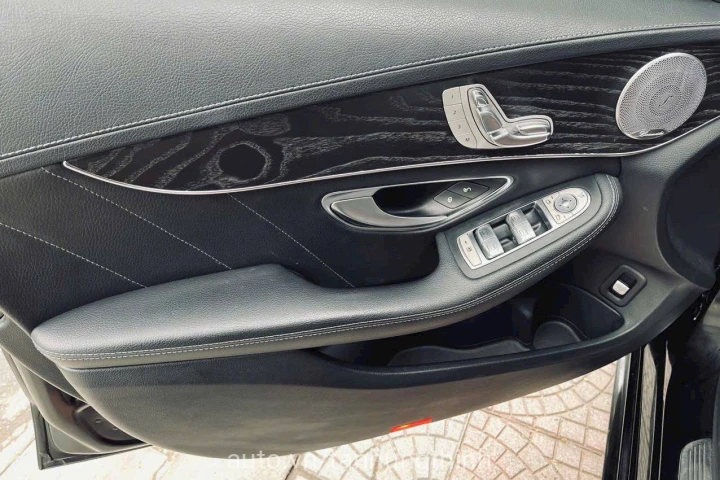 Mercedes-Benz C-Class 2015