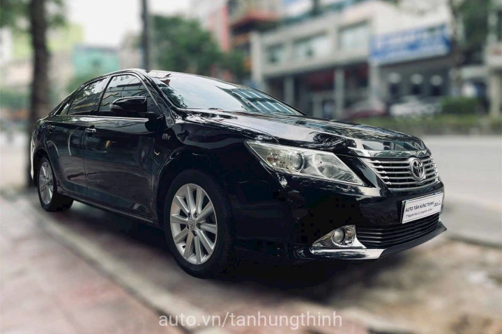 Toyota Camry 2.5Q 2012