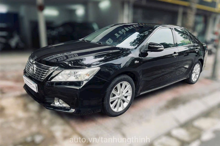 Toyota Camry 2.5Q 2012