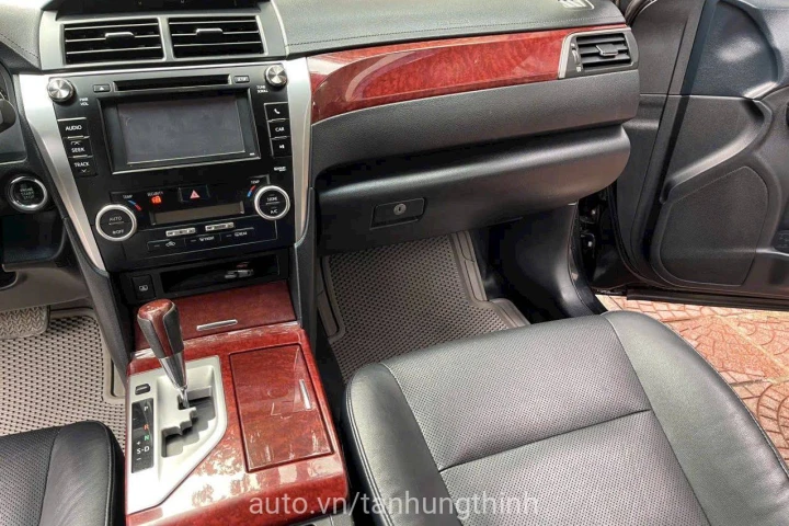 Toyota Camry 2.5Q 2012