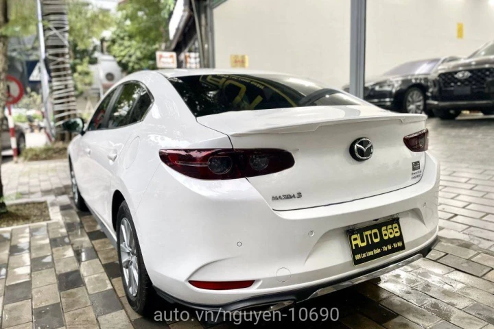 Mazda 3 1.5L Luxury 2023