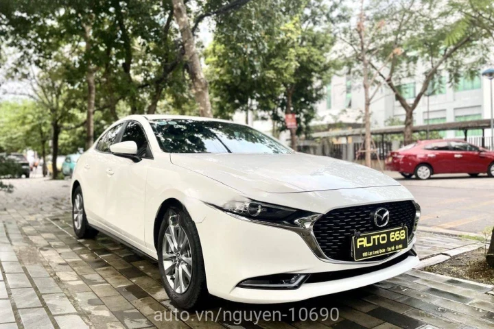 Mazda 3 1.5L Luxury 2023