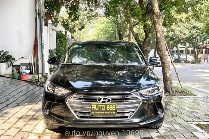 Hyundai Elantra 2.0 AT 2018