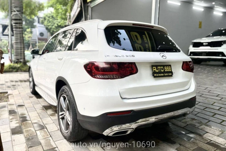 Mercedes-Benz GLC GLC200 2021