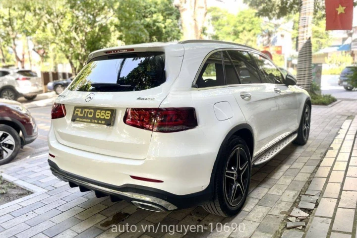 Mercedes-Benz GLC GLC300 2022