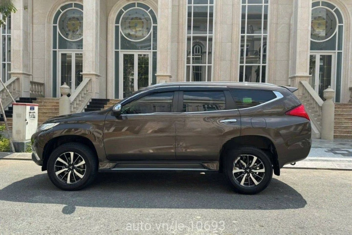 Mitsubishi Pajero 2019