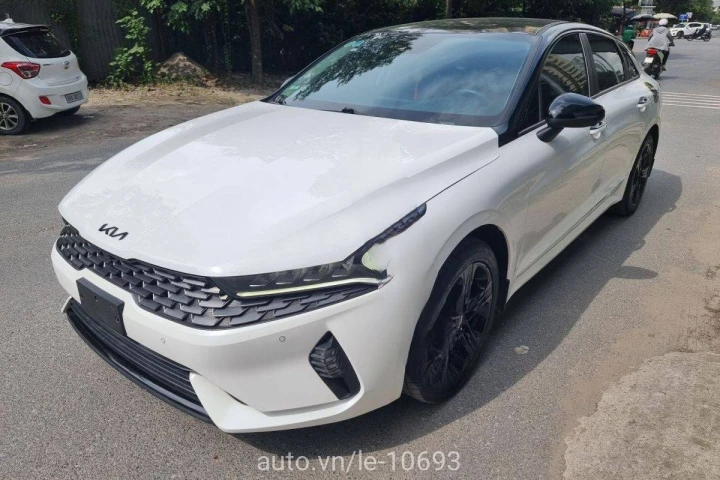 Kia K5 Luxury 2022