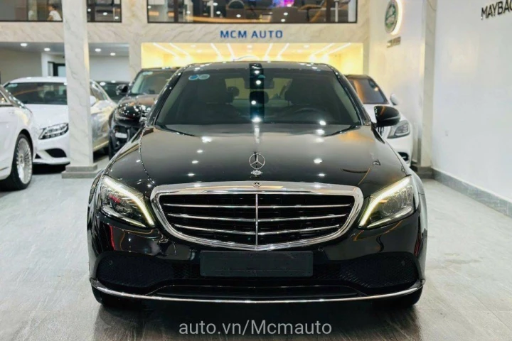 Mercedes-Benz C-Class 2020