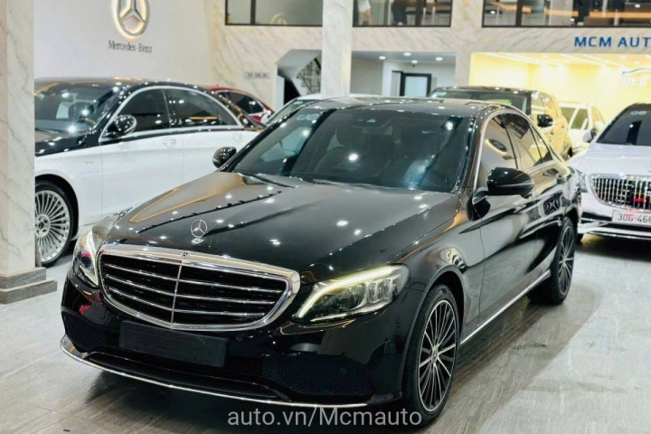 Mercedes-Benz C-Class 2020