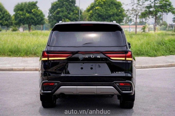 Lexus LX 600 Urban 2023