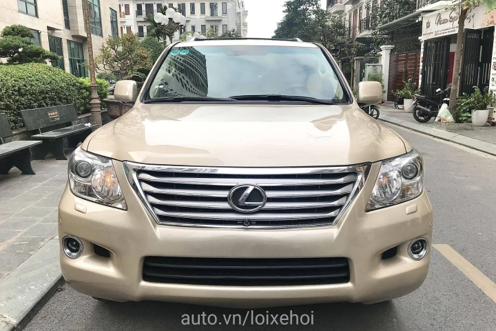 Lexus LX 2008