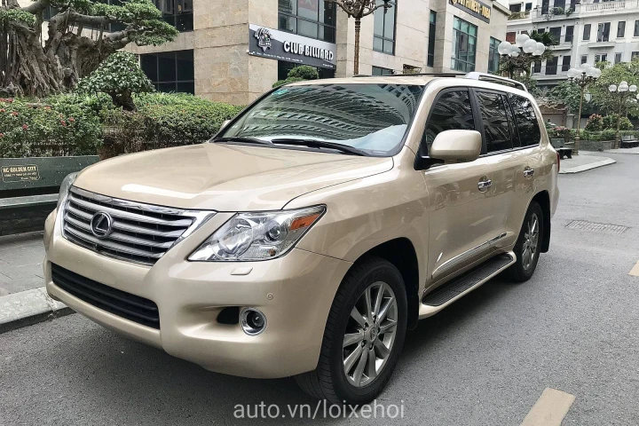 Lexus LX 2008