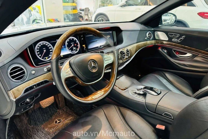 Mercedes-Benz S-Class 2014