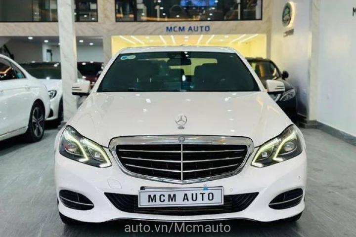 Mercedes-Benz E-Class 2015