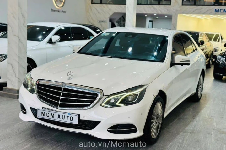 Mercedes-Benz E-Class 2015