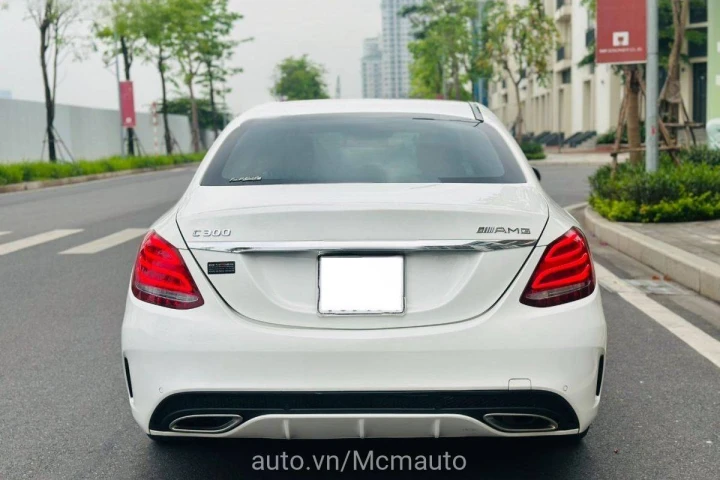 Mercedes-Benz C-Class 2016