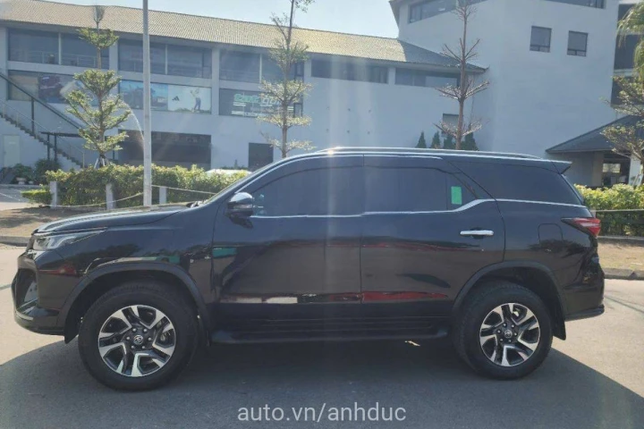 Toyota Fortuner 2022