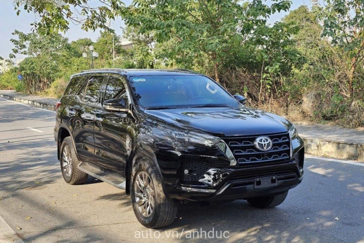 Toyota Fortuner 2022