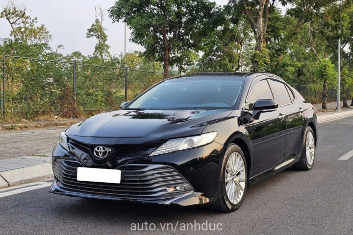 Toyota Camry 2.5Q 2019