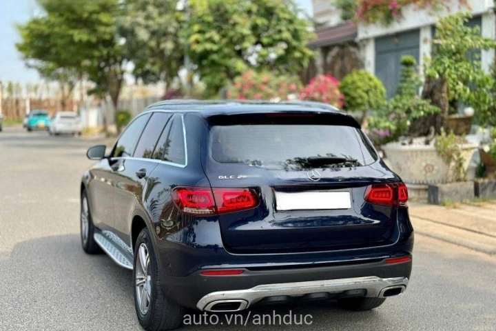 Mercedes-Benz GLC GLC200 2023