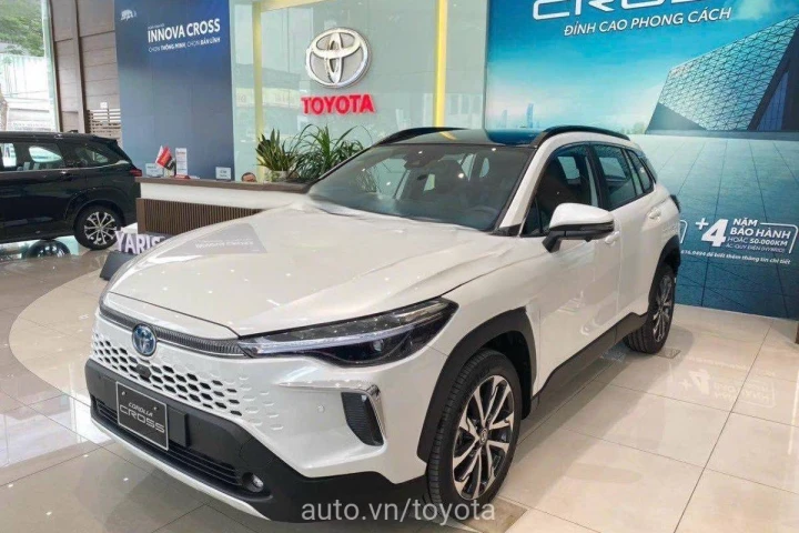 Toyota Corolla Cross 1.8HEV 2024