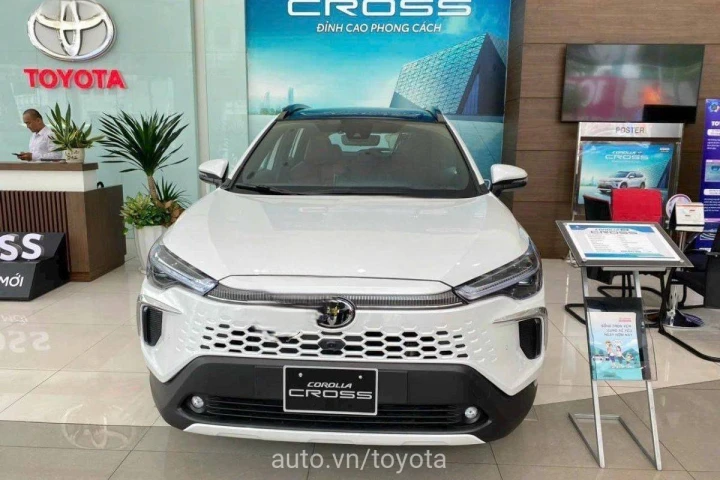 Toyota Corolla Cross 1.8V 2024