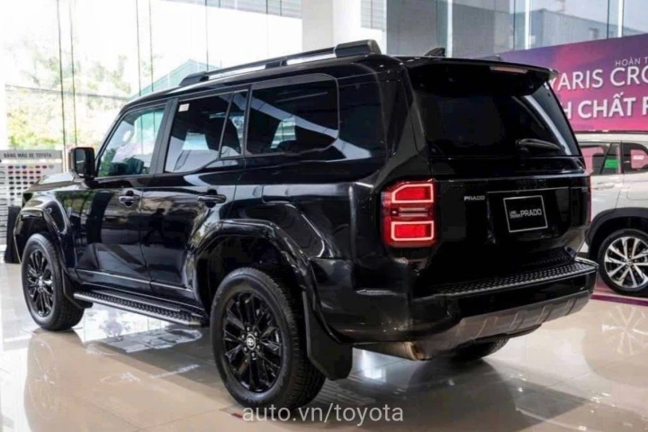 Toyota Land Cruiser Prado 2024