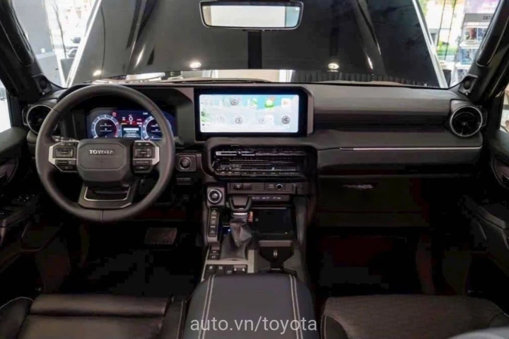 Toyota Land Cruiser Prado 2024