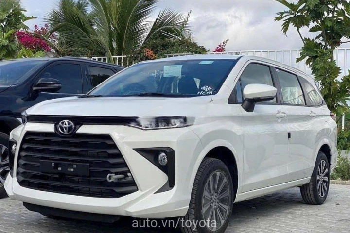 Toyota Avanza 2024