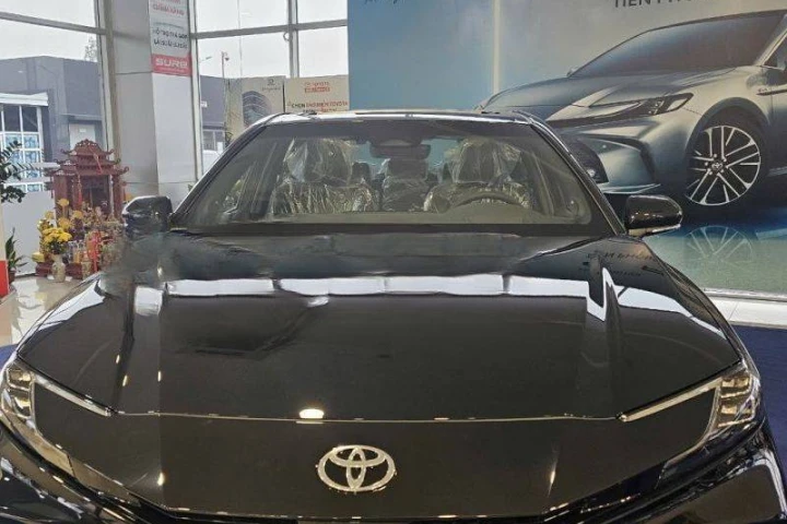 Toyota Camry 2.5HV 2024