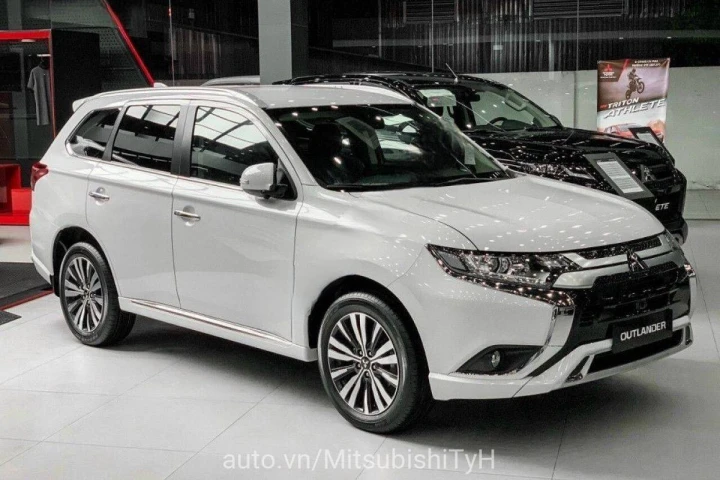 Mitsubishi Outlander 2024