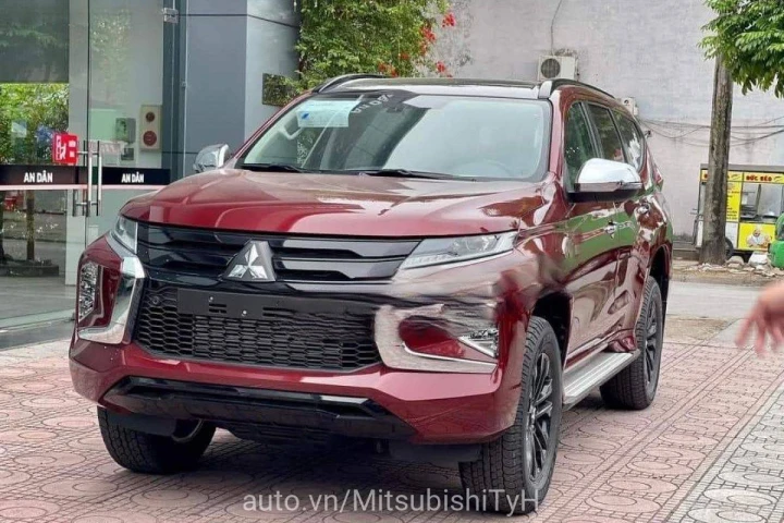 Mitsubishi Pajero 2023