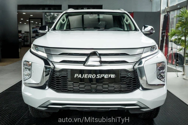 Mitsubishi Pajero 2023