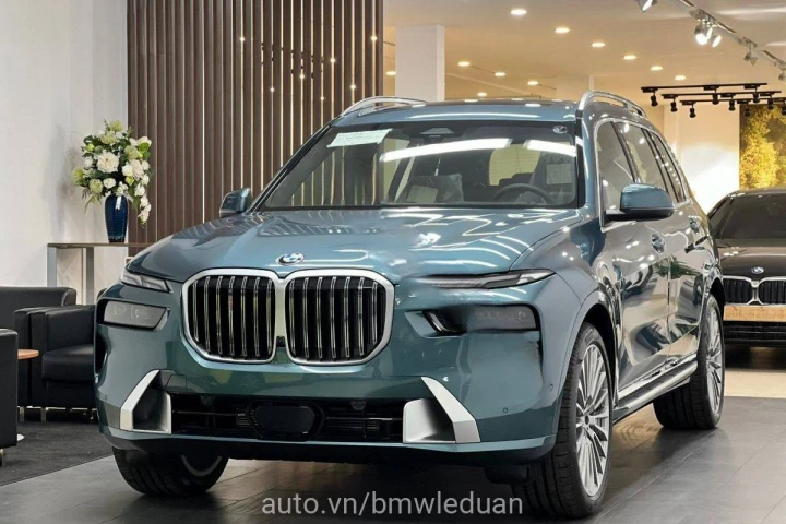 BMW X Series X7 2023