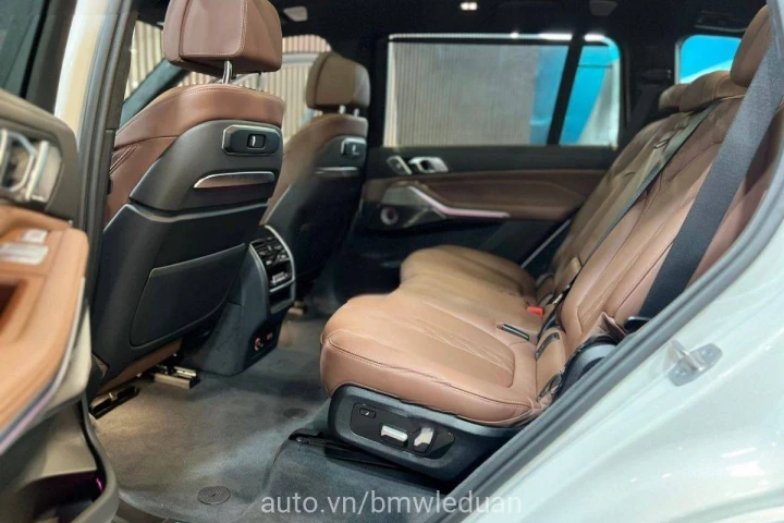 BMW X Series X7 2023